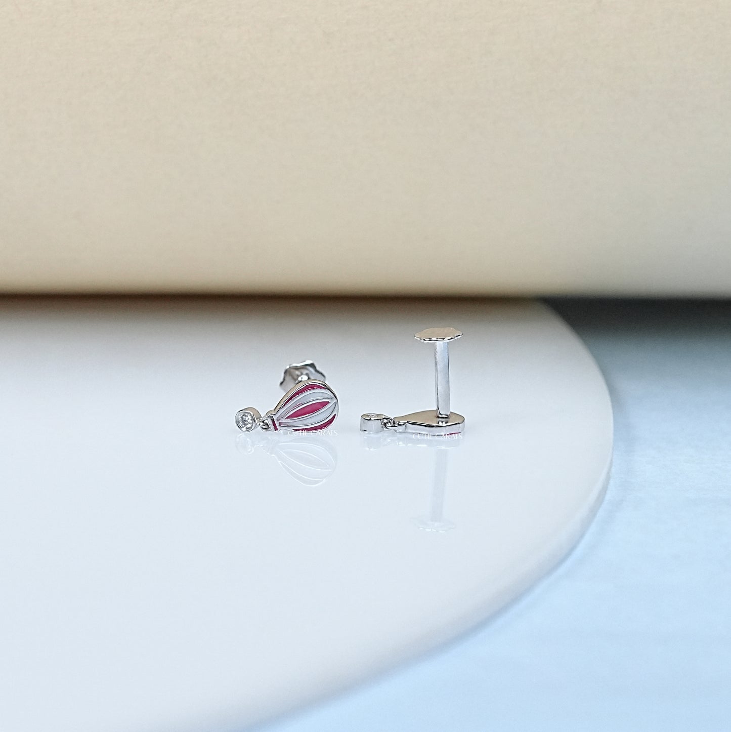 Ballon Enamel Dainty Stud