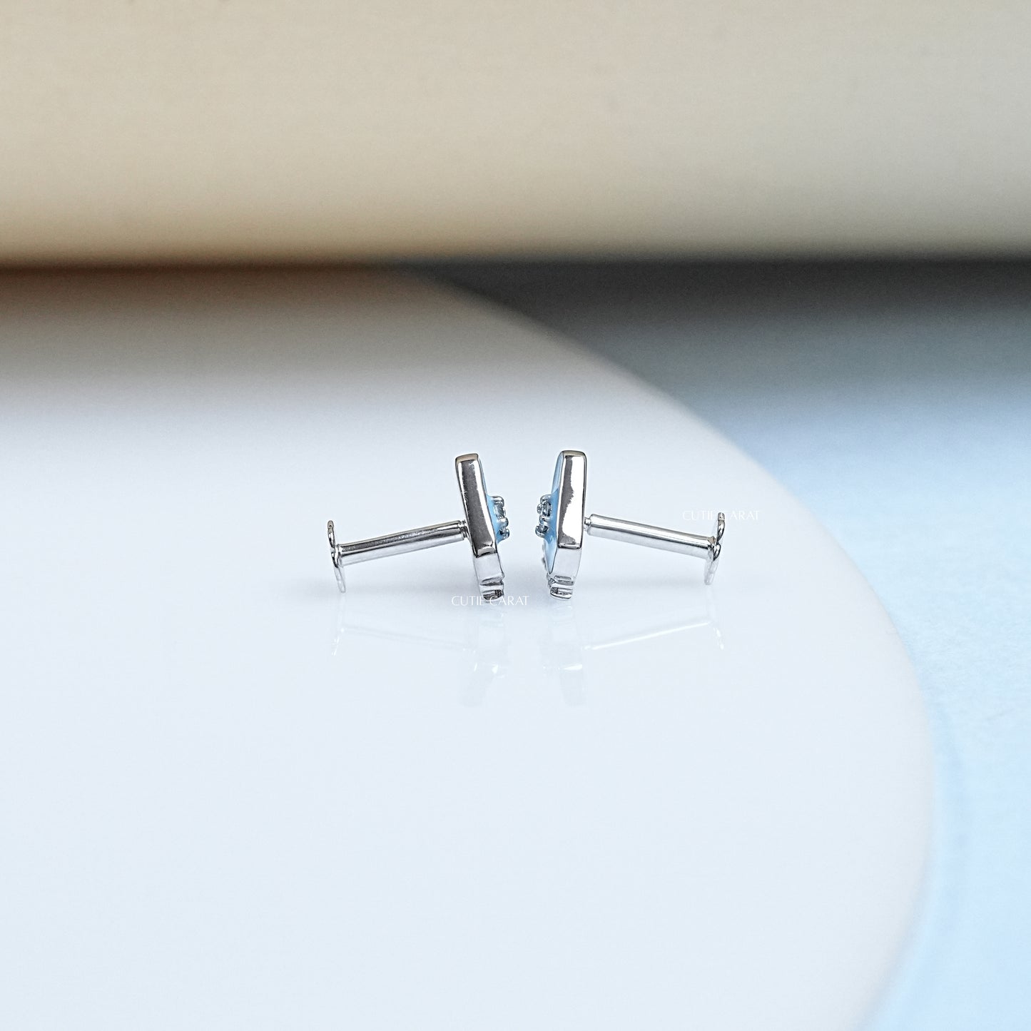 Diamond Shape Enamel Stud Earrings