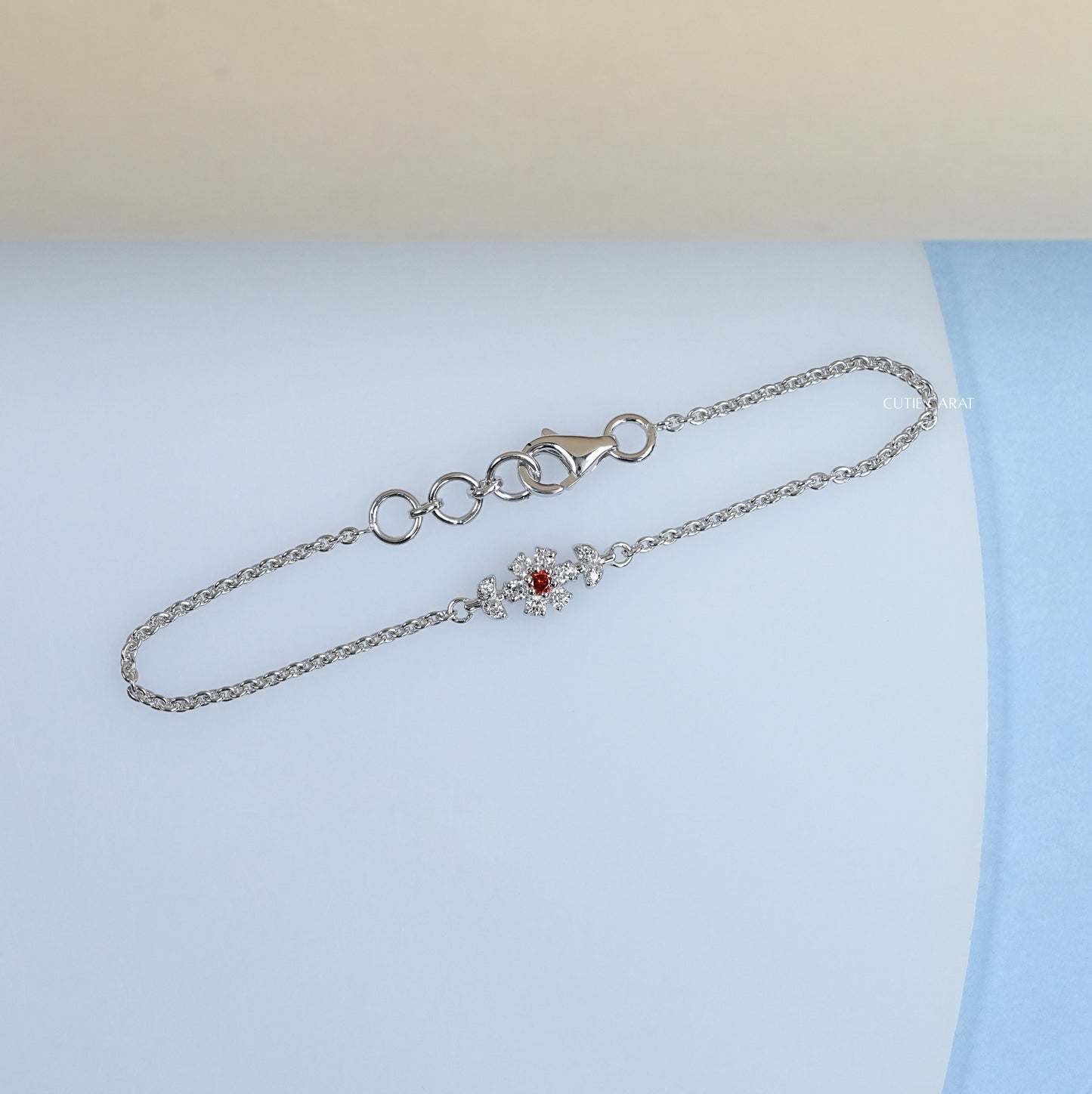 Lab Grown Diamond Tiny Flower Bracelet