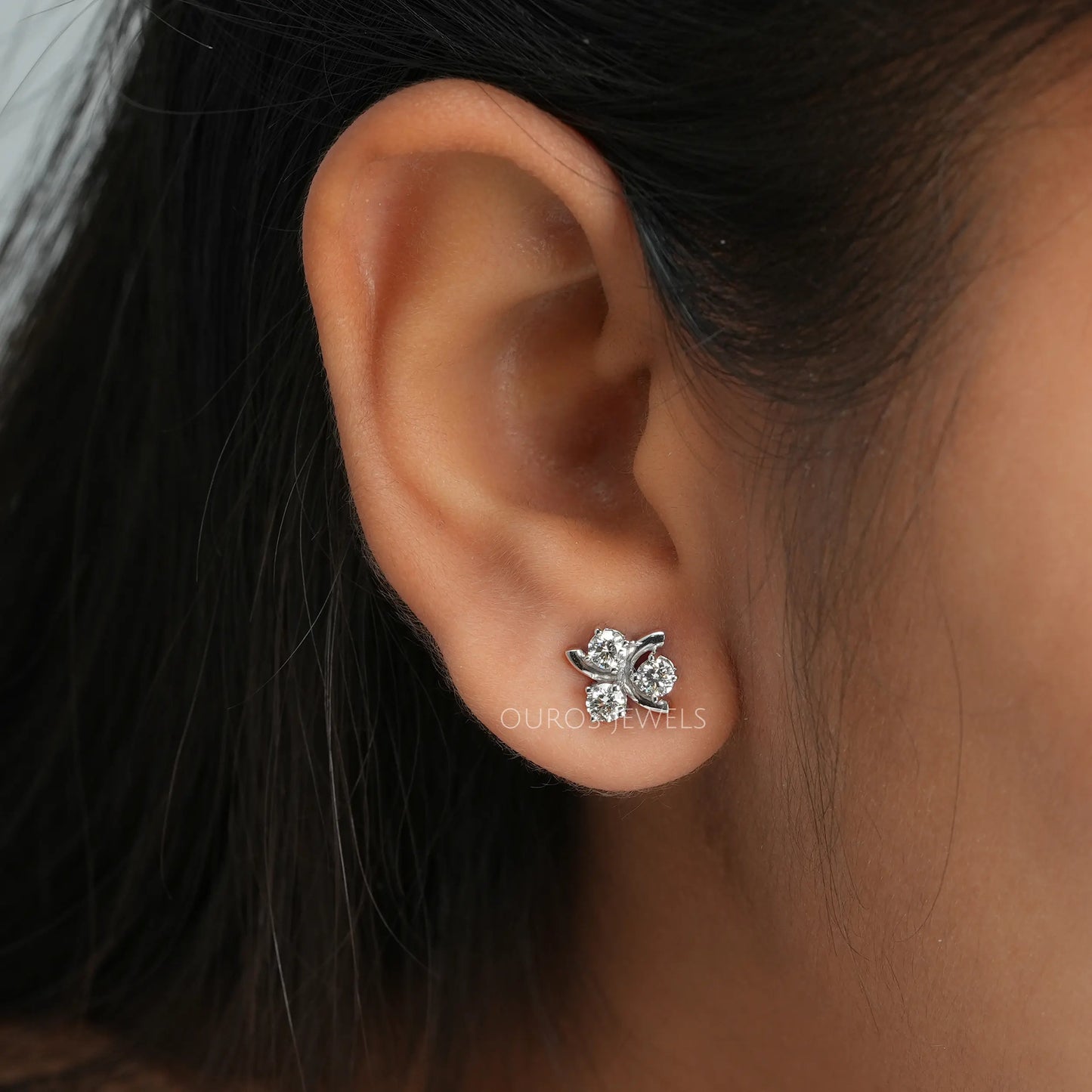 Twisted Round Cut Stud Earrings