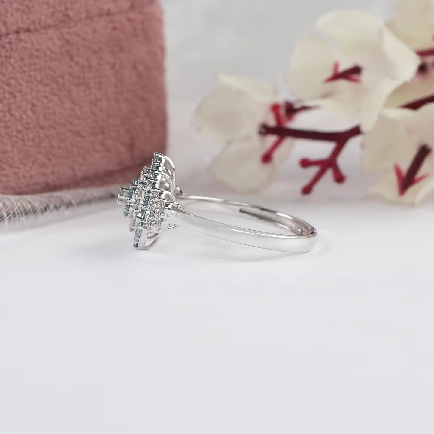 Round Cluster Diamond Anniversary Ring
