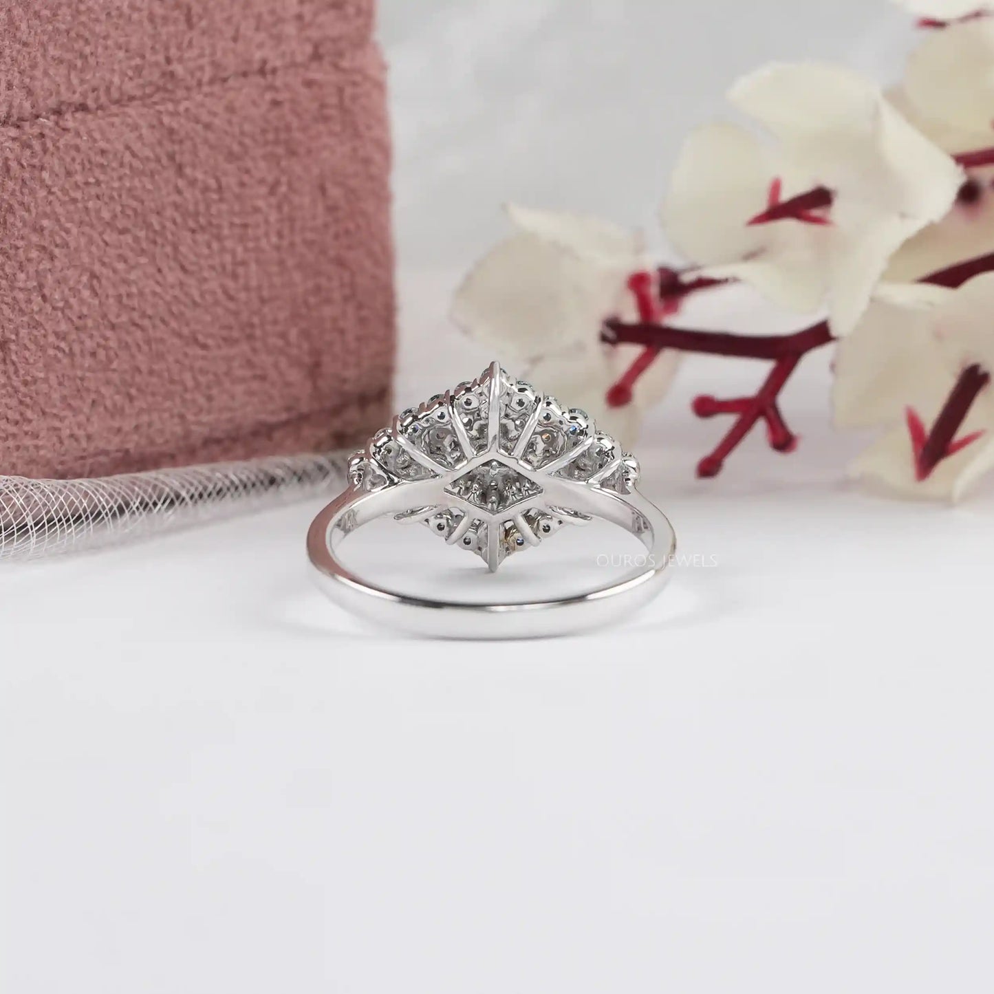 Round Cluster Diamond Anniversary Ring