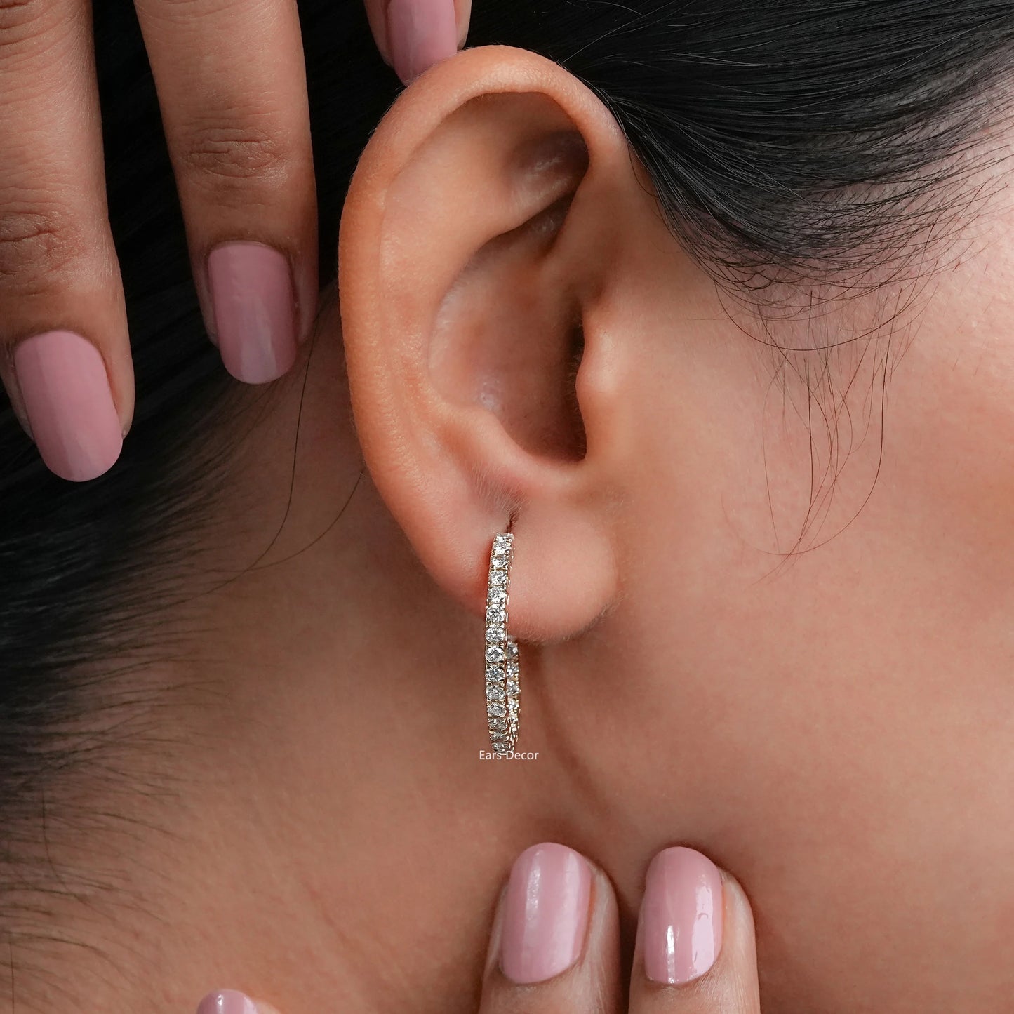 Yellow Gold Round Cut Hoops Earrings