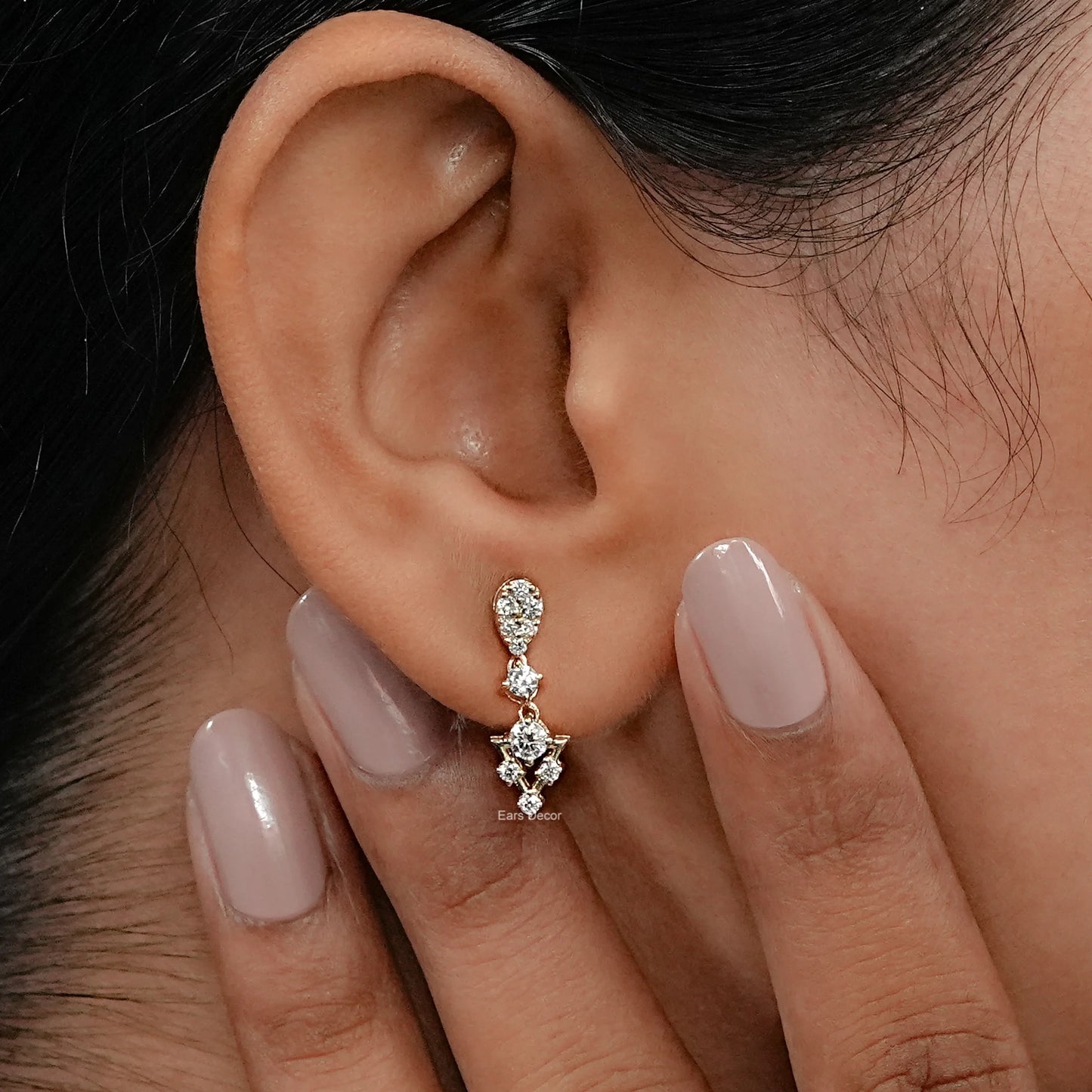 Round Diamond Cluster Drop Dangle Earrings
