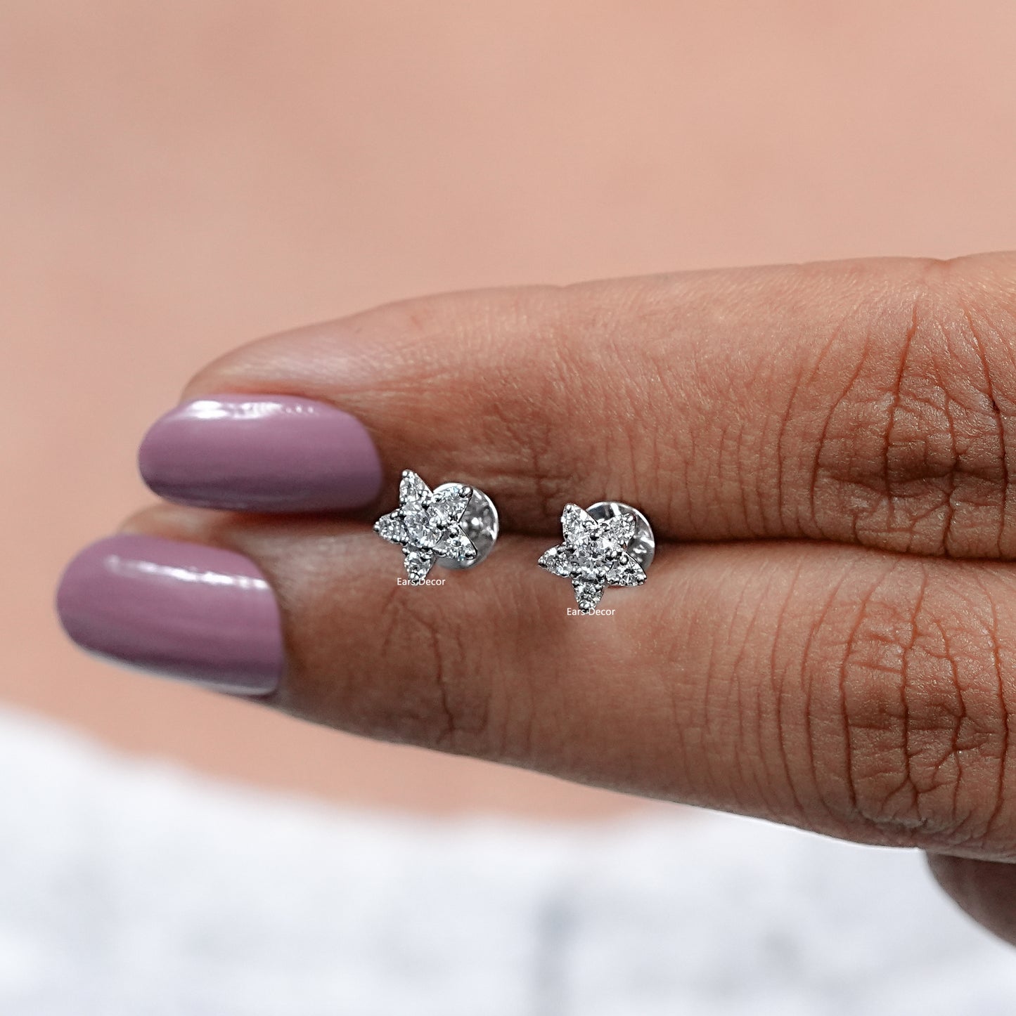 Round Diamond Star Shape Studs Earrings