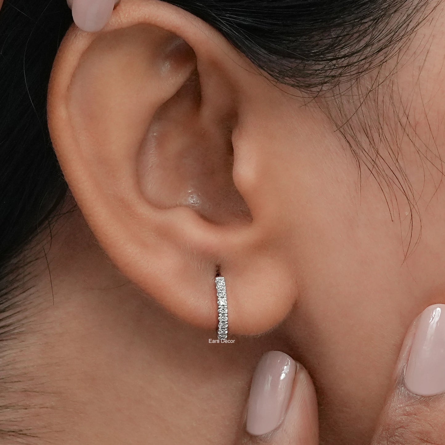 Round Cut White Gold Hoop Earrings