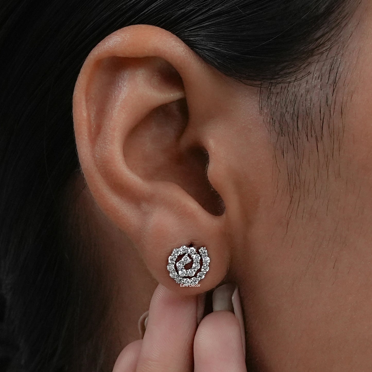 Round Diamond Spiral Stud Earrings