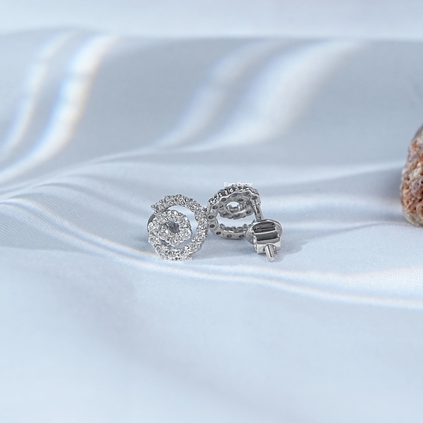 Round Diamond Spiral Stud Earrings