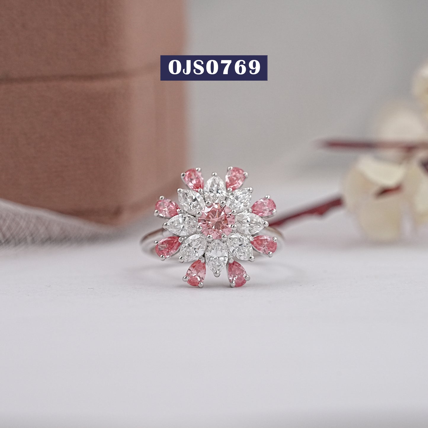 Flower Pattern Pink Round Cut Lab Diamond Ring