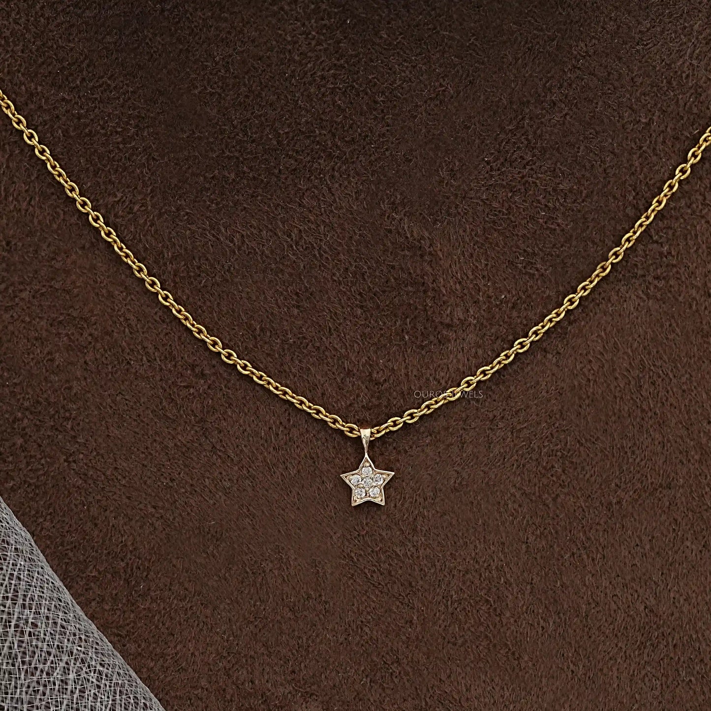 Star Shape Round Diamond Pendant