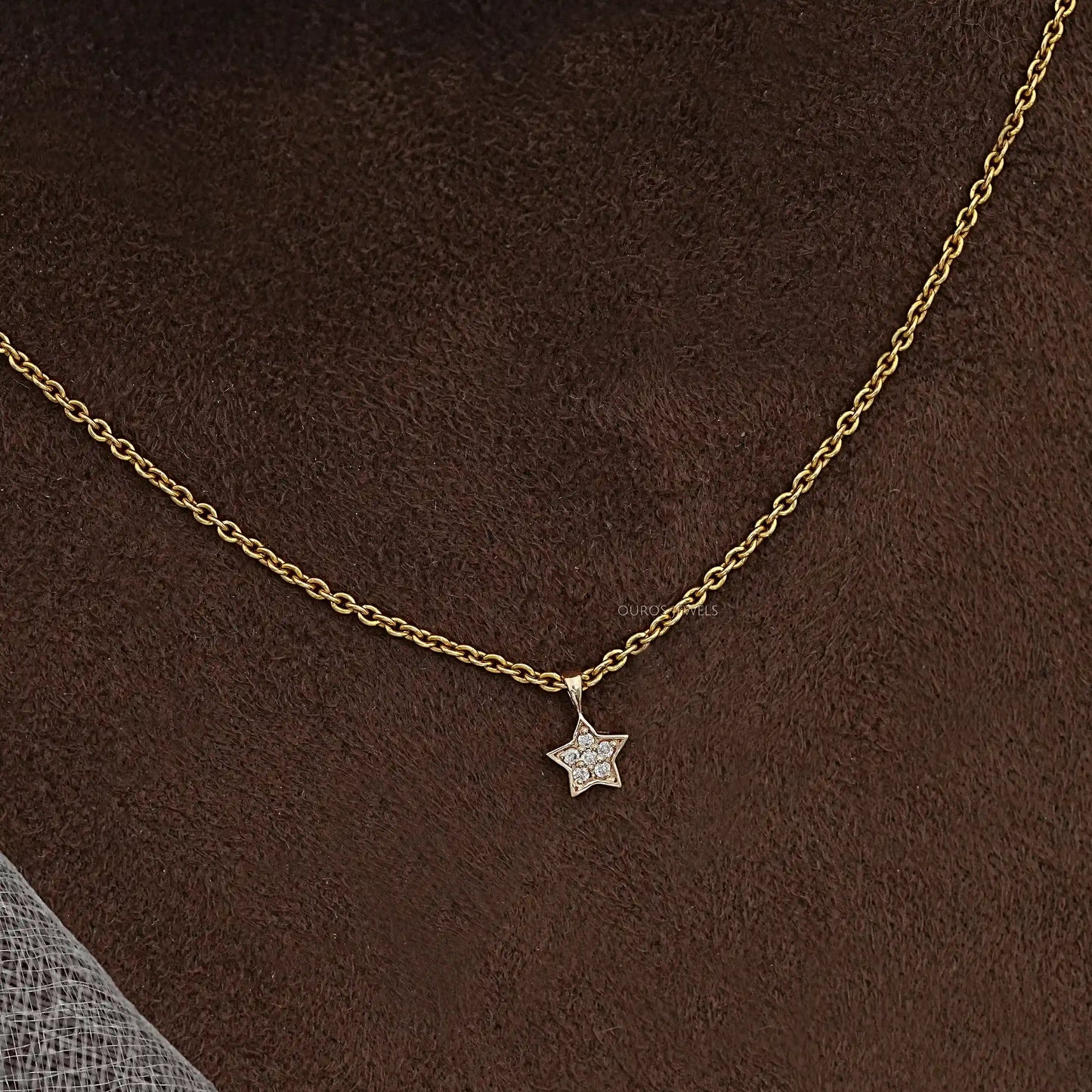 Star Shape Round Diamond Pendant