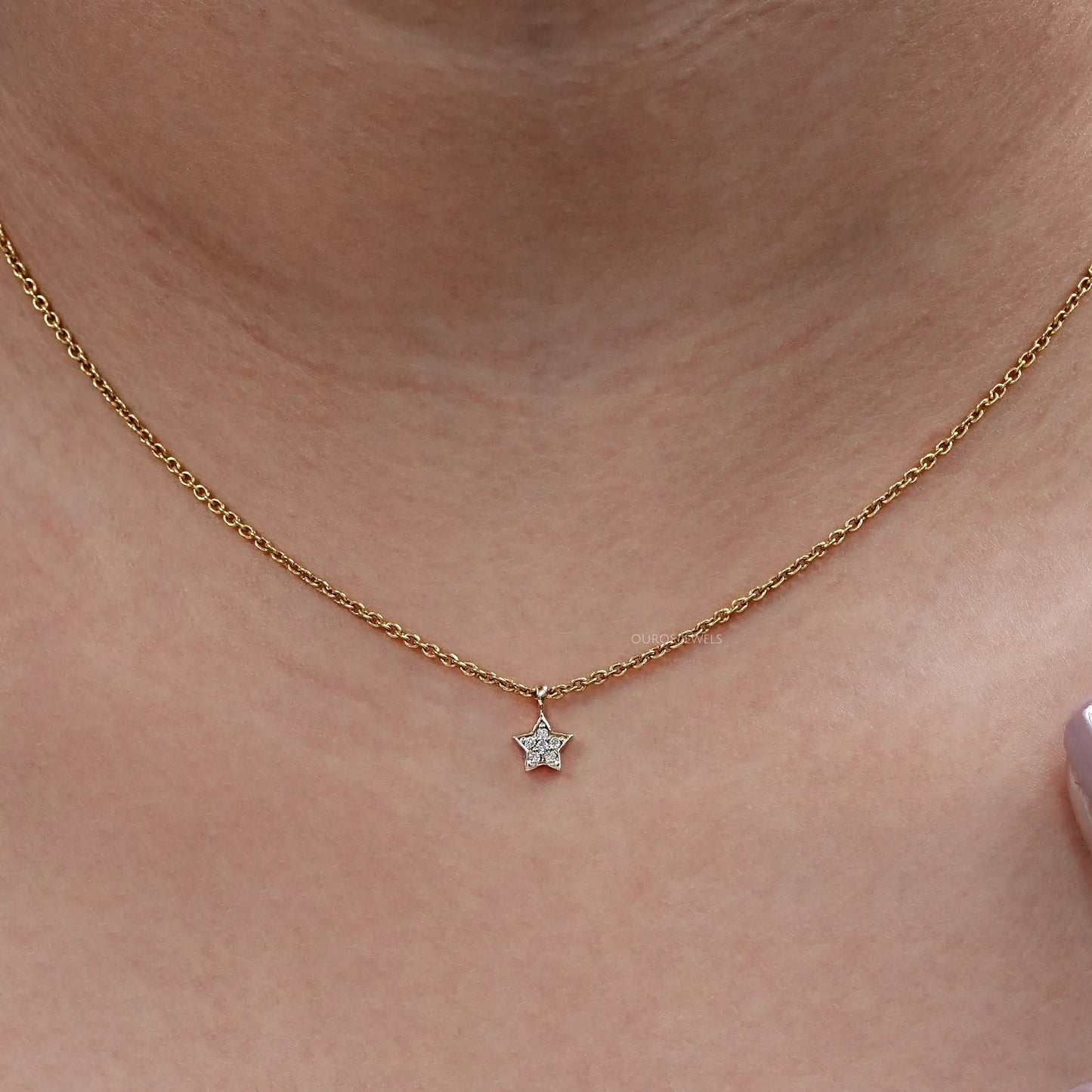 Star Shape Round Diamond Pendant