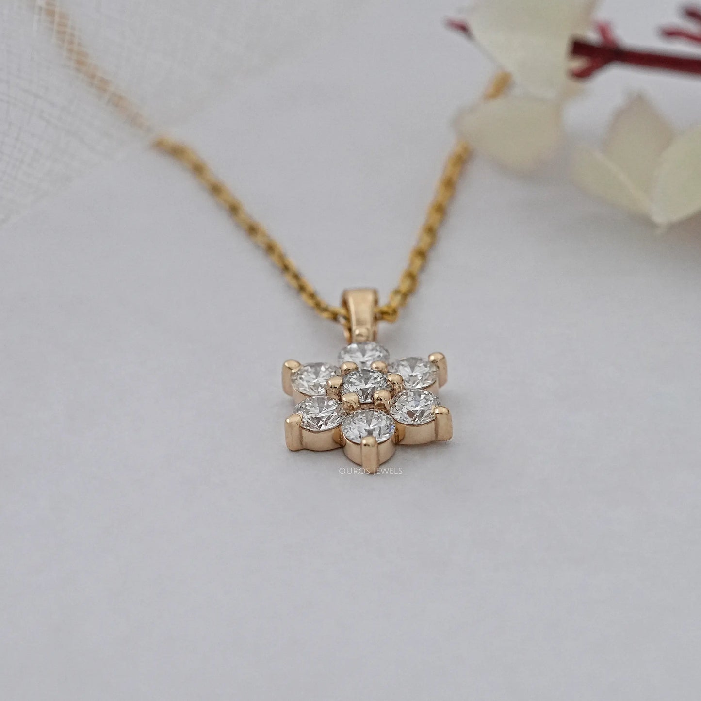 Yellow Gold Round Cut Women Pendant