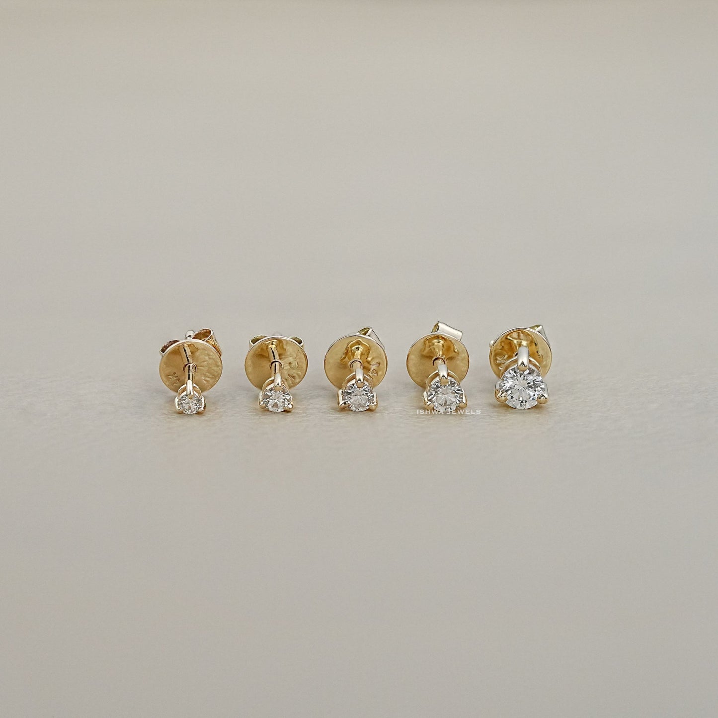 Solitaire Round Cut Stud Earring