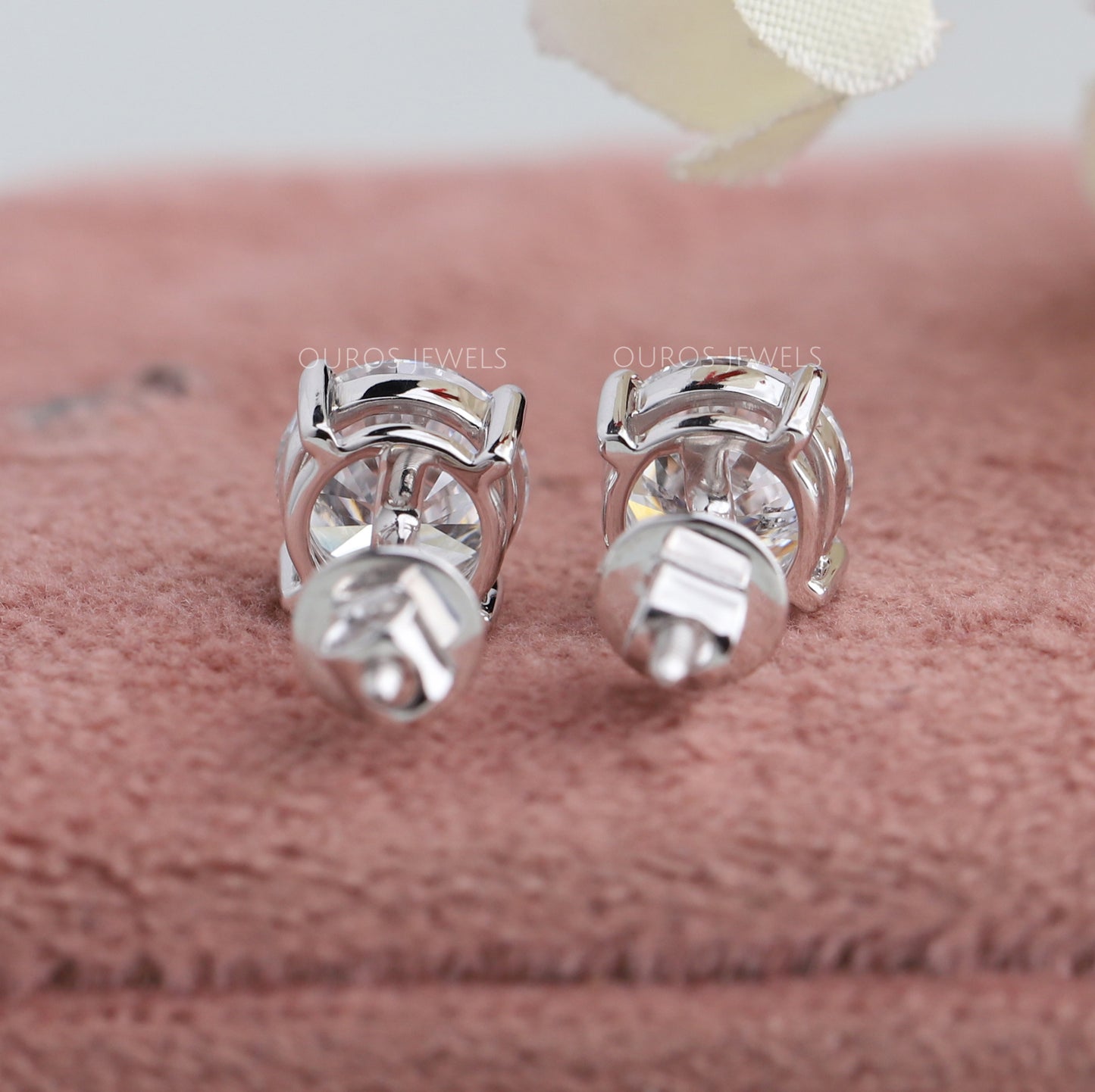 White Gold Round Cut Lab Diamond Stud