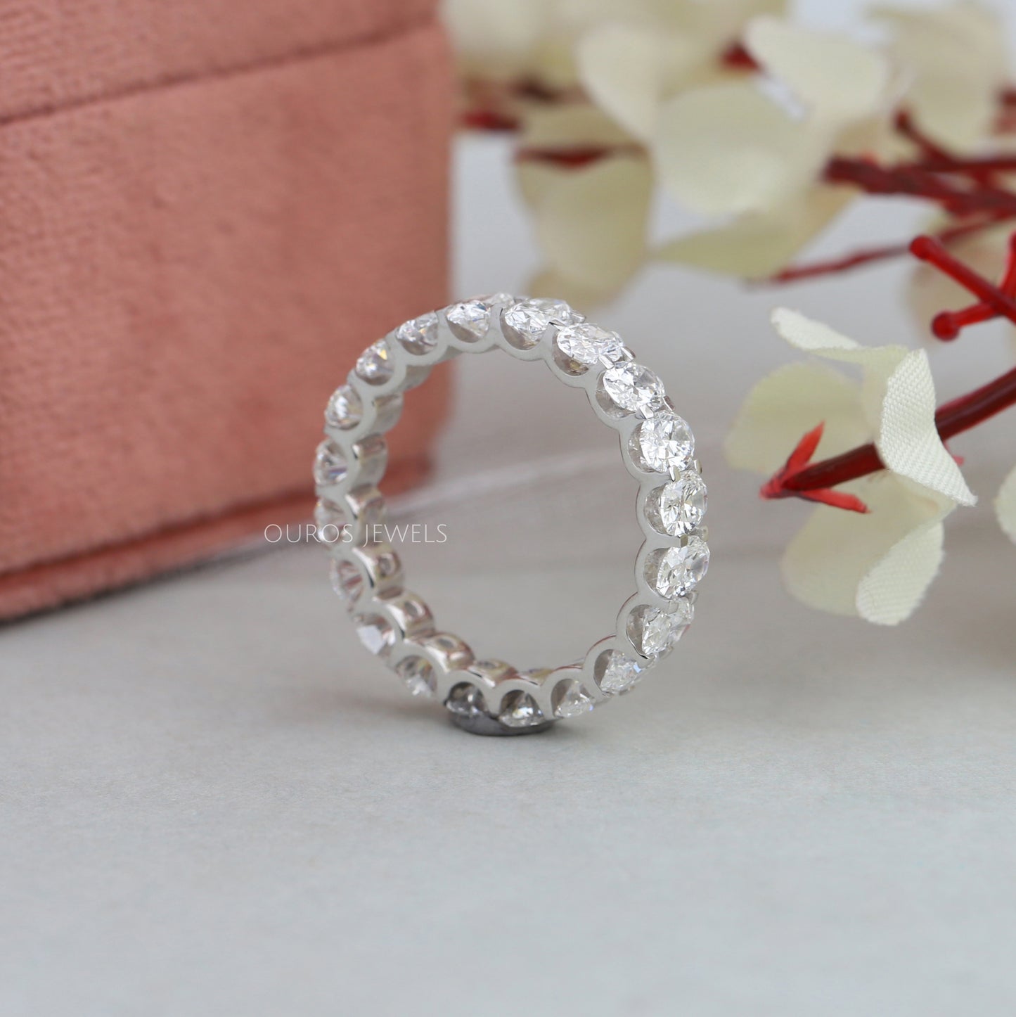 Lab Diamond Oval Cut Lab Diamond Band