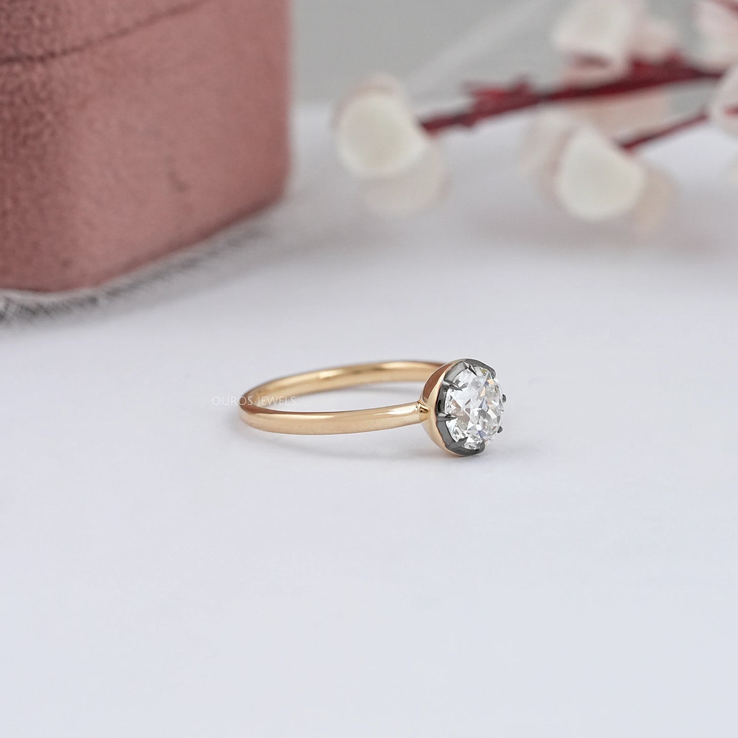 Solitaire Old European Round Cut Ring