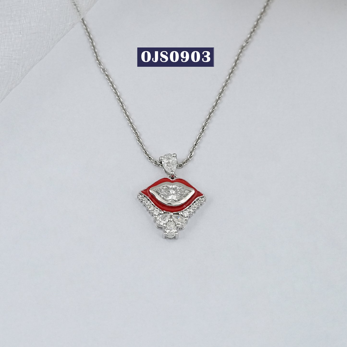 Lips Cut Lab Grown Diamond Pendant
