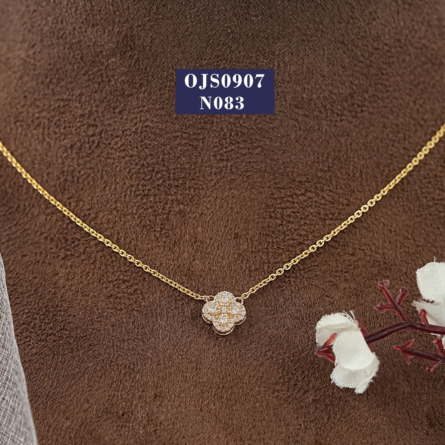 Round Cluster Diamond Halo Pendant