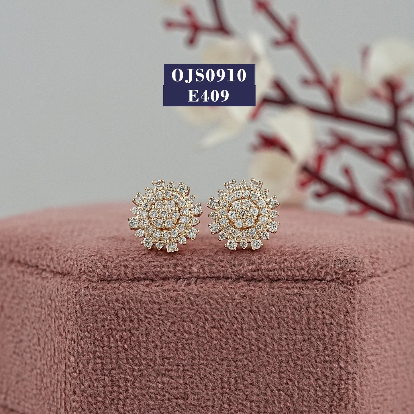 Round Diamond Flower Shape Stud Earrings