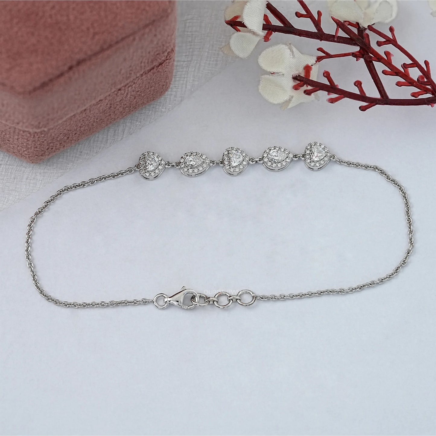 Round lab Grown Diamond Heart Bracelet