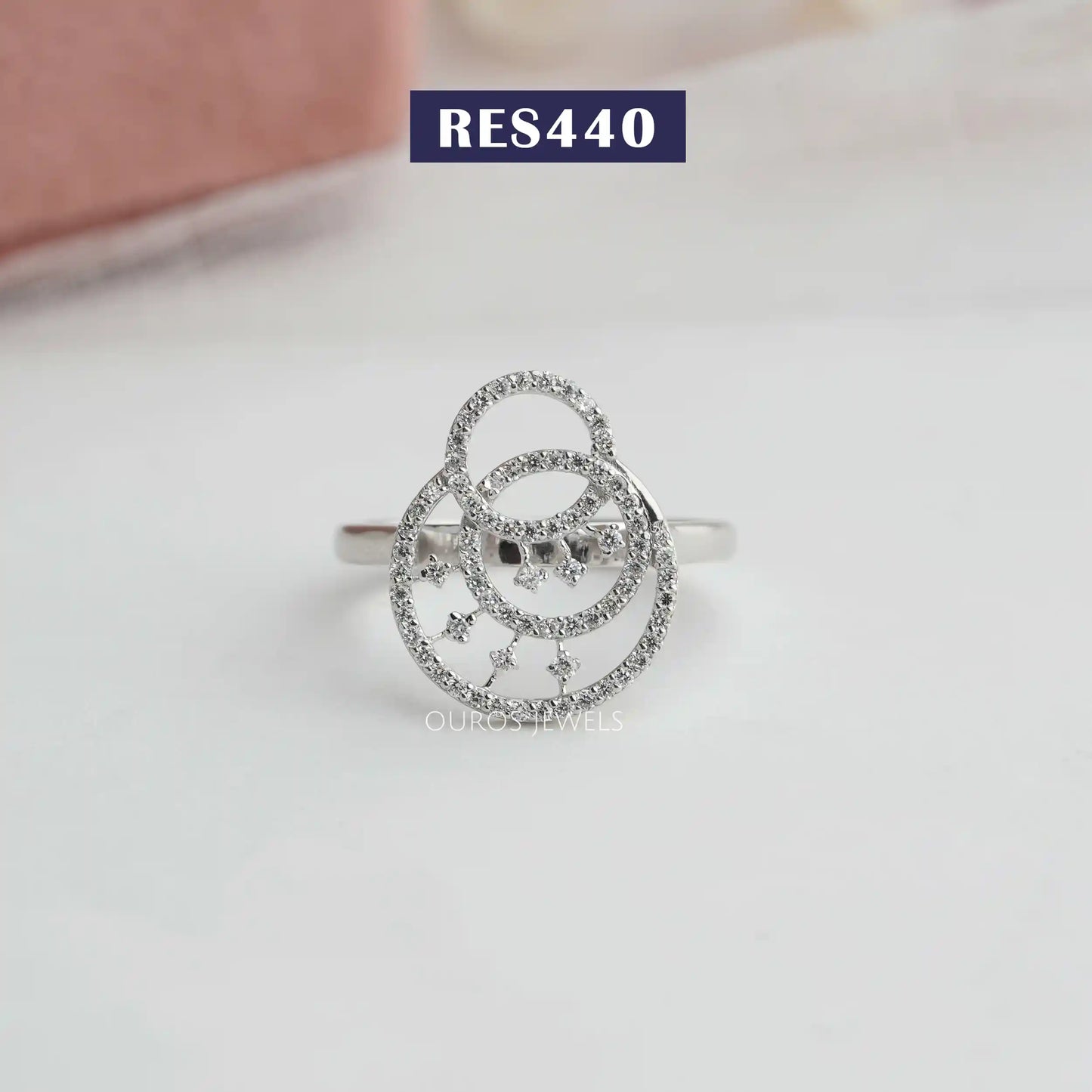Cluster Round Diamond Dainty Ring
