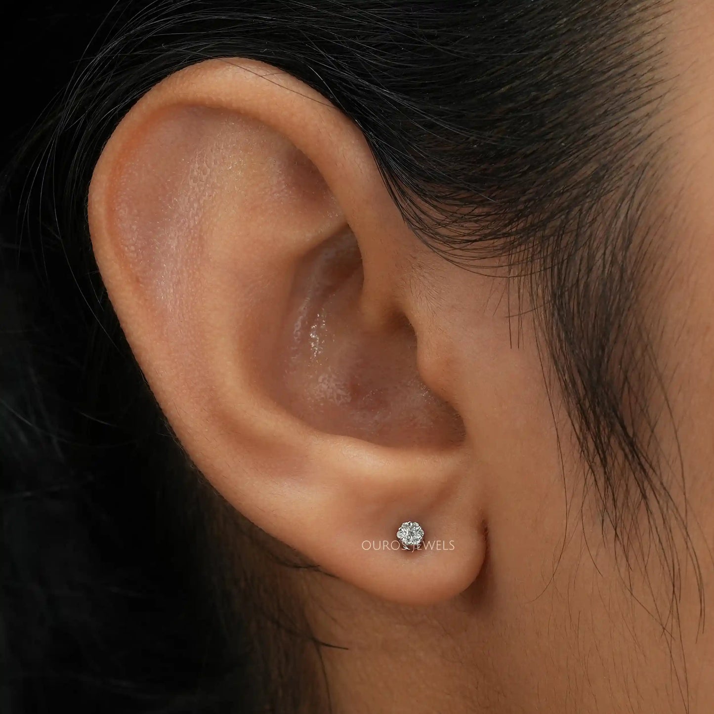 Round Diamond Cluster Stud Earring