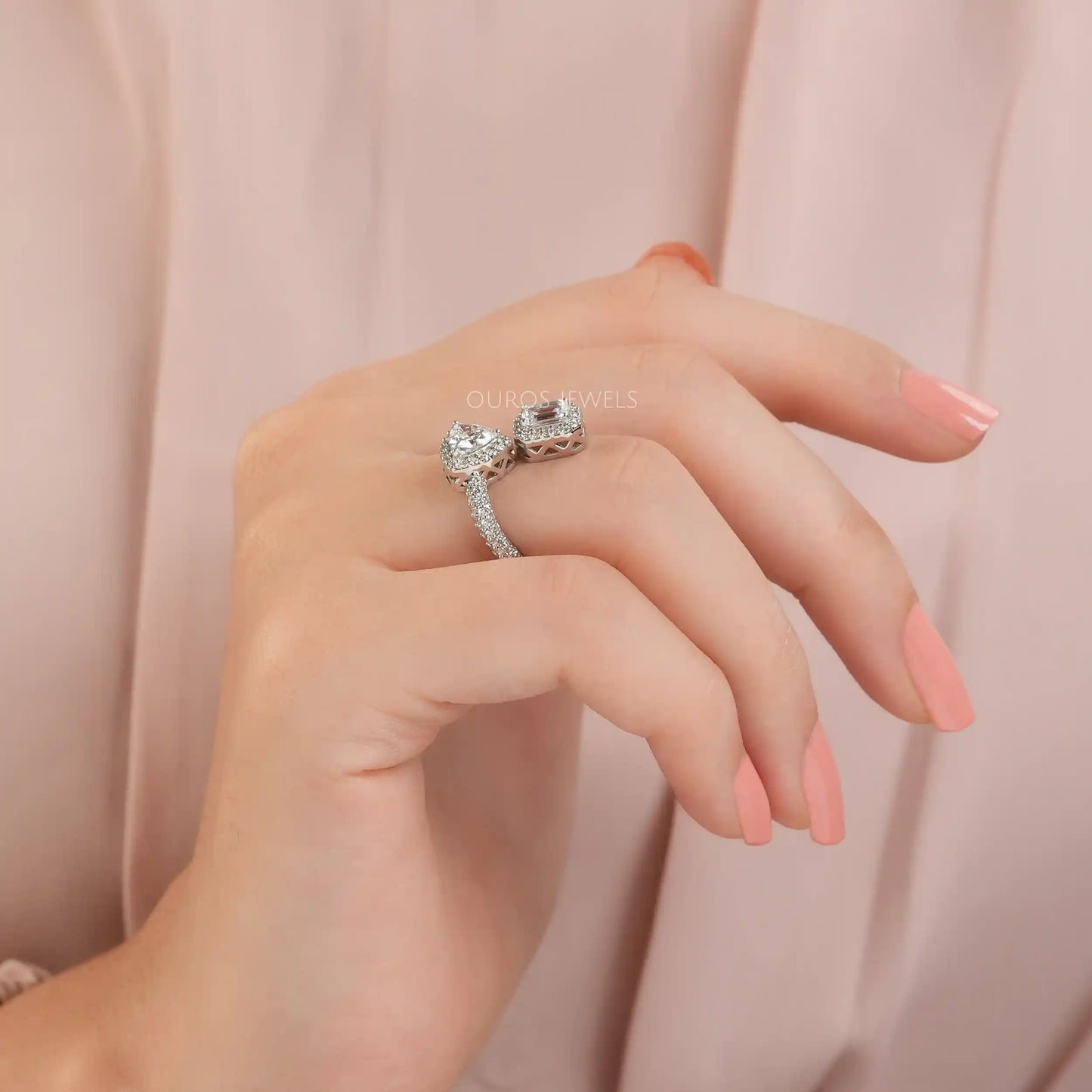Trillion & Emerald Toi Et Moi Ring