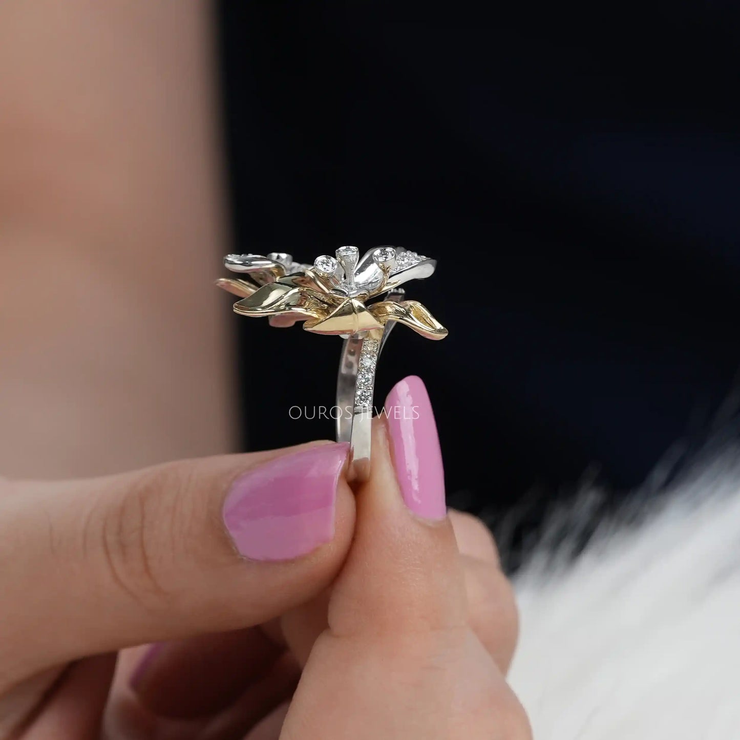 Round Pave Diamond Floral Ring