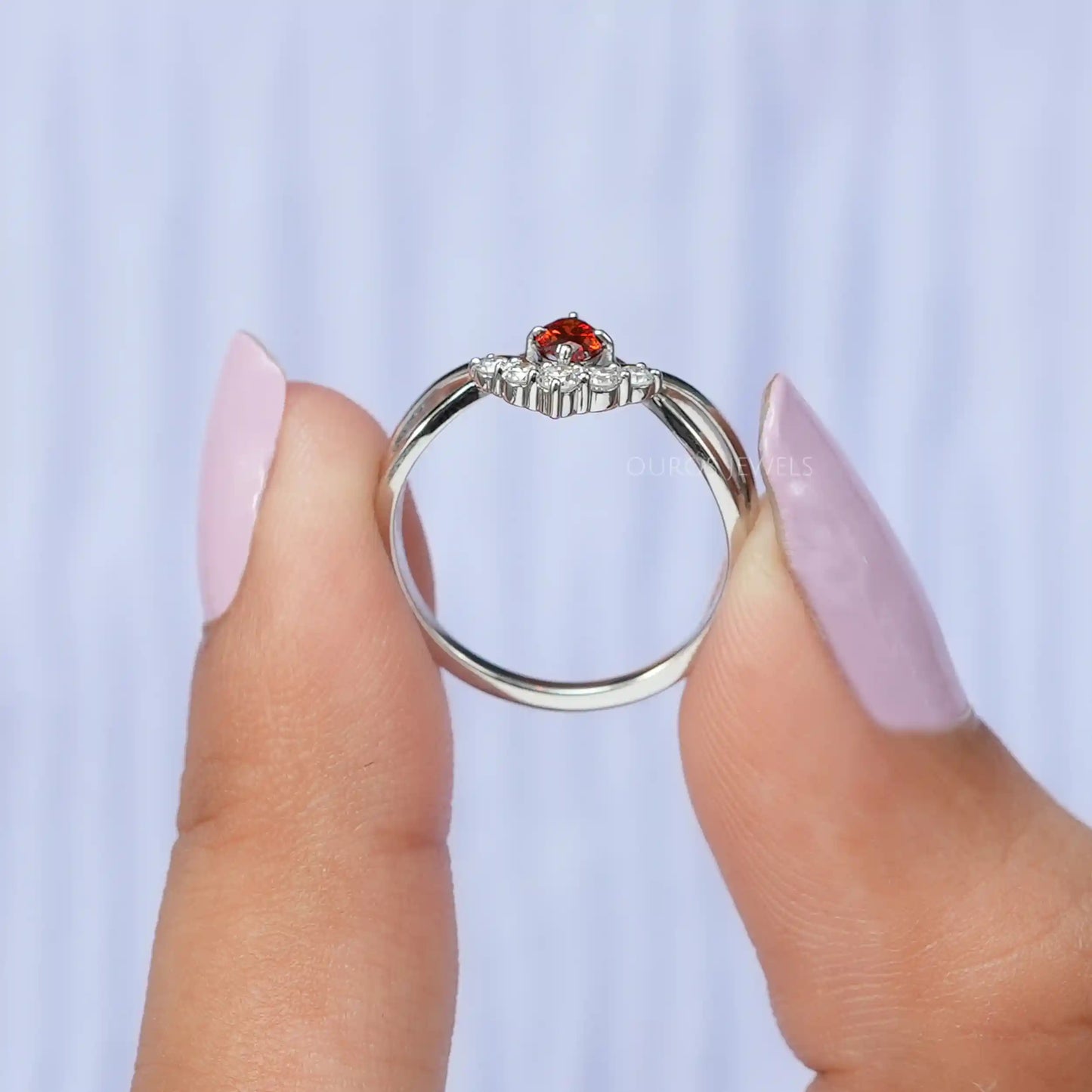 Oval Cut Diamond Cluster Ring