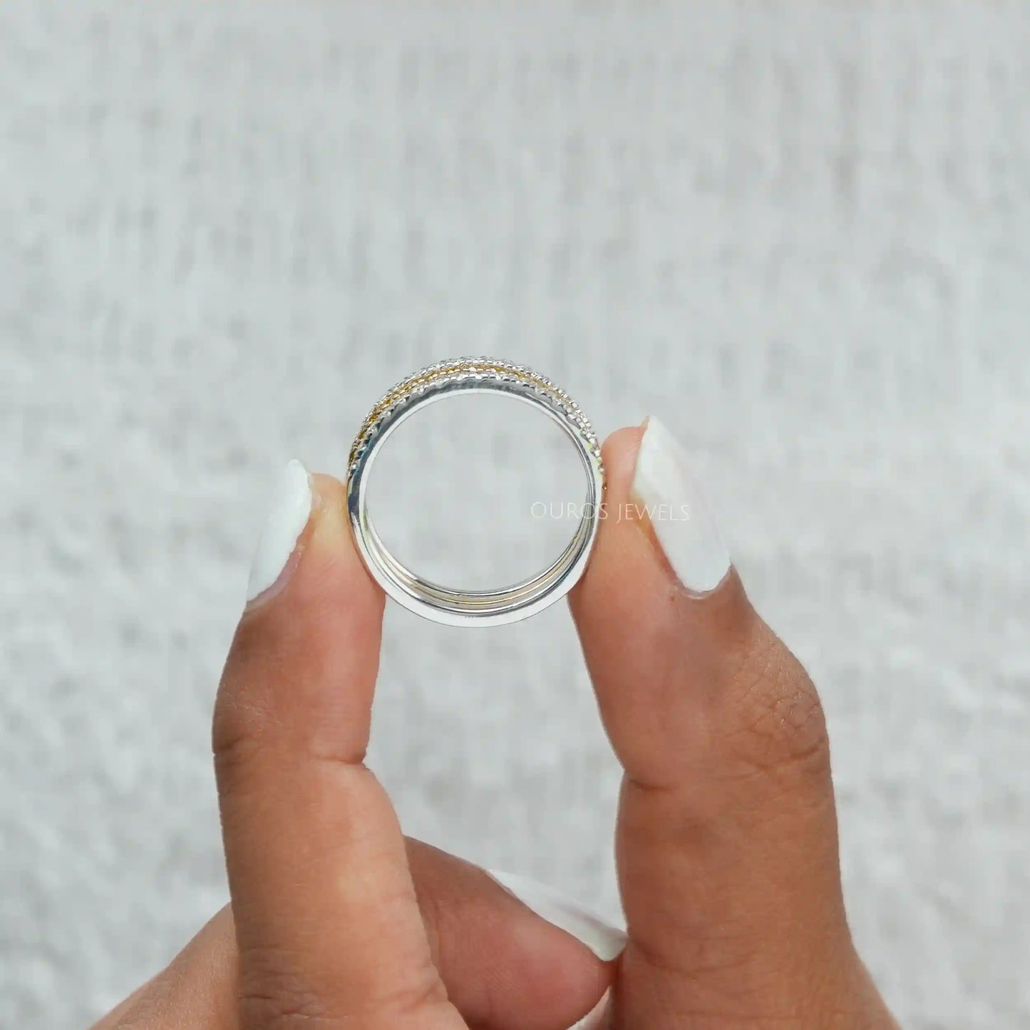 Round Lab Diamond Engagement Ring