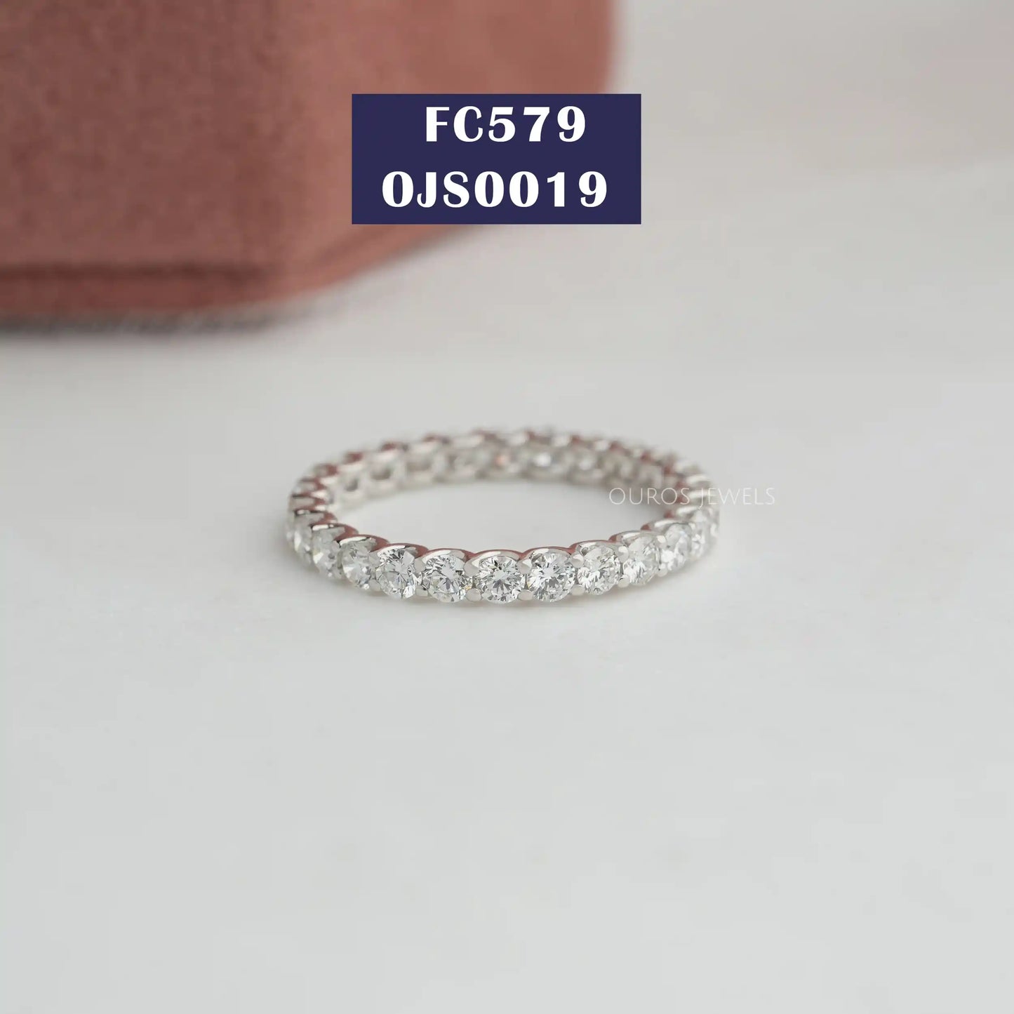 Round Cut Diamond Stackable band