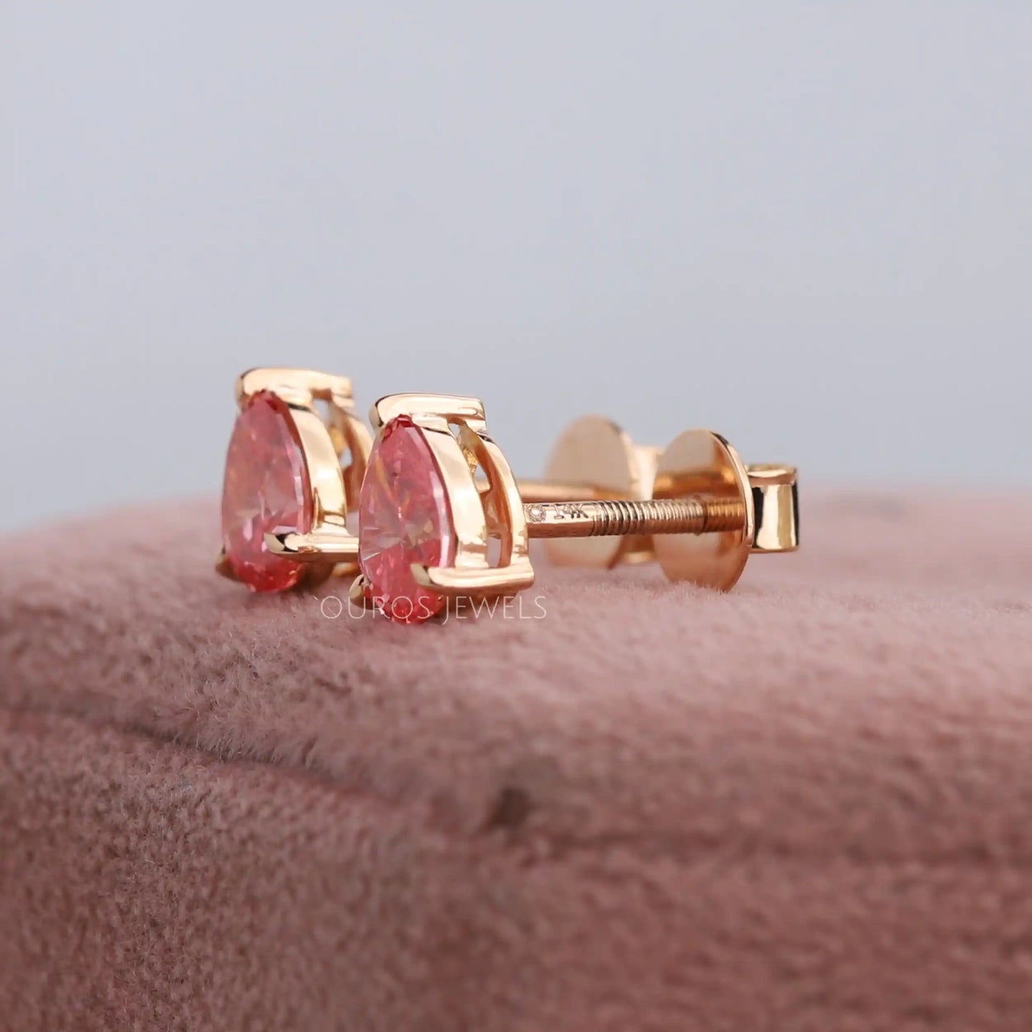 Pink Pear Diamond Earring