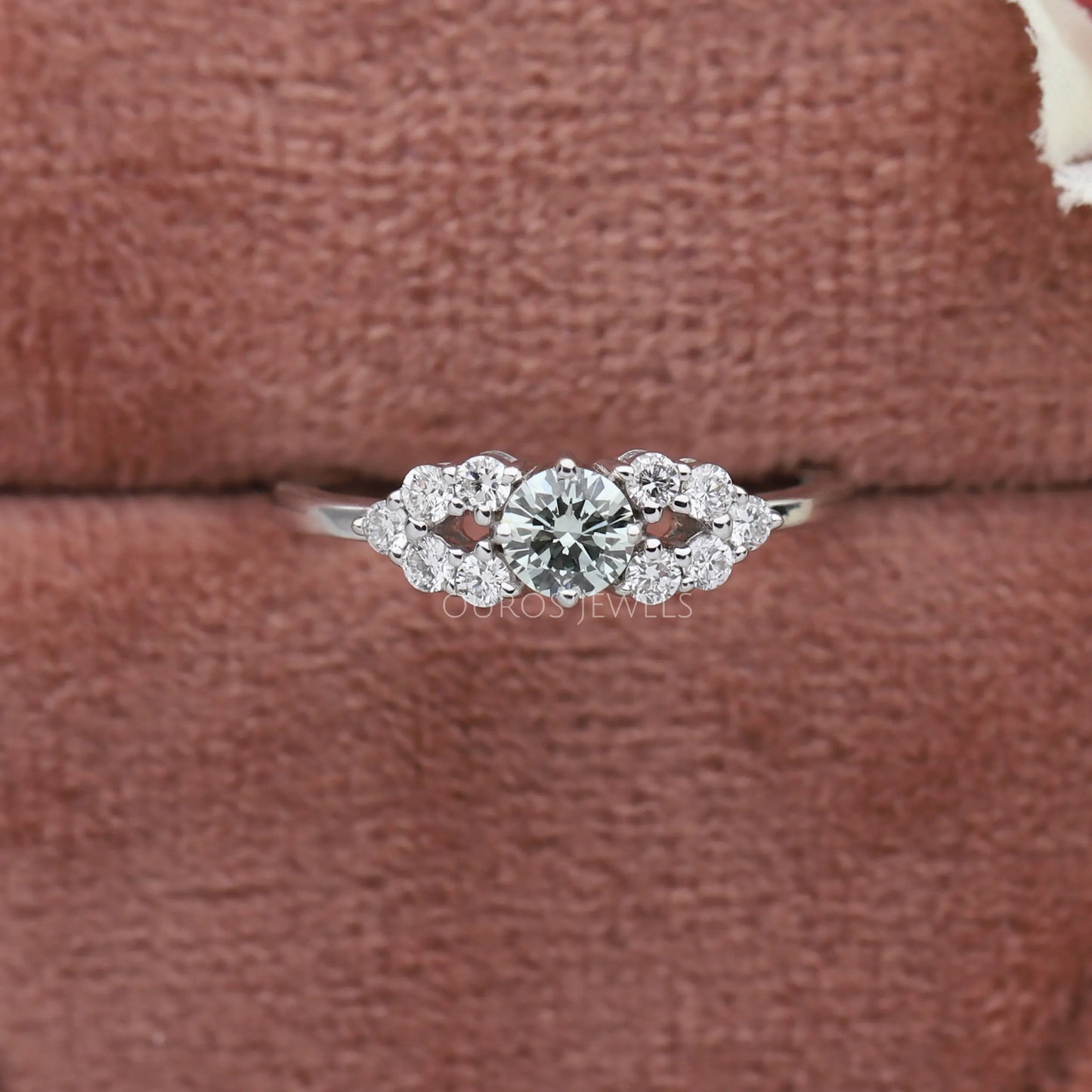 Green Round Cluster Diamond Dainty Ring