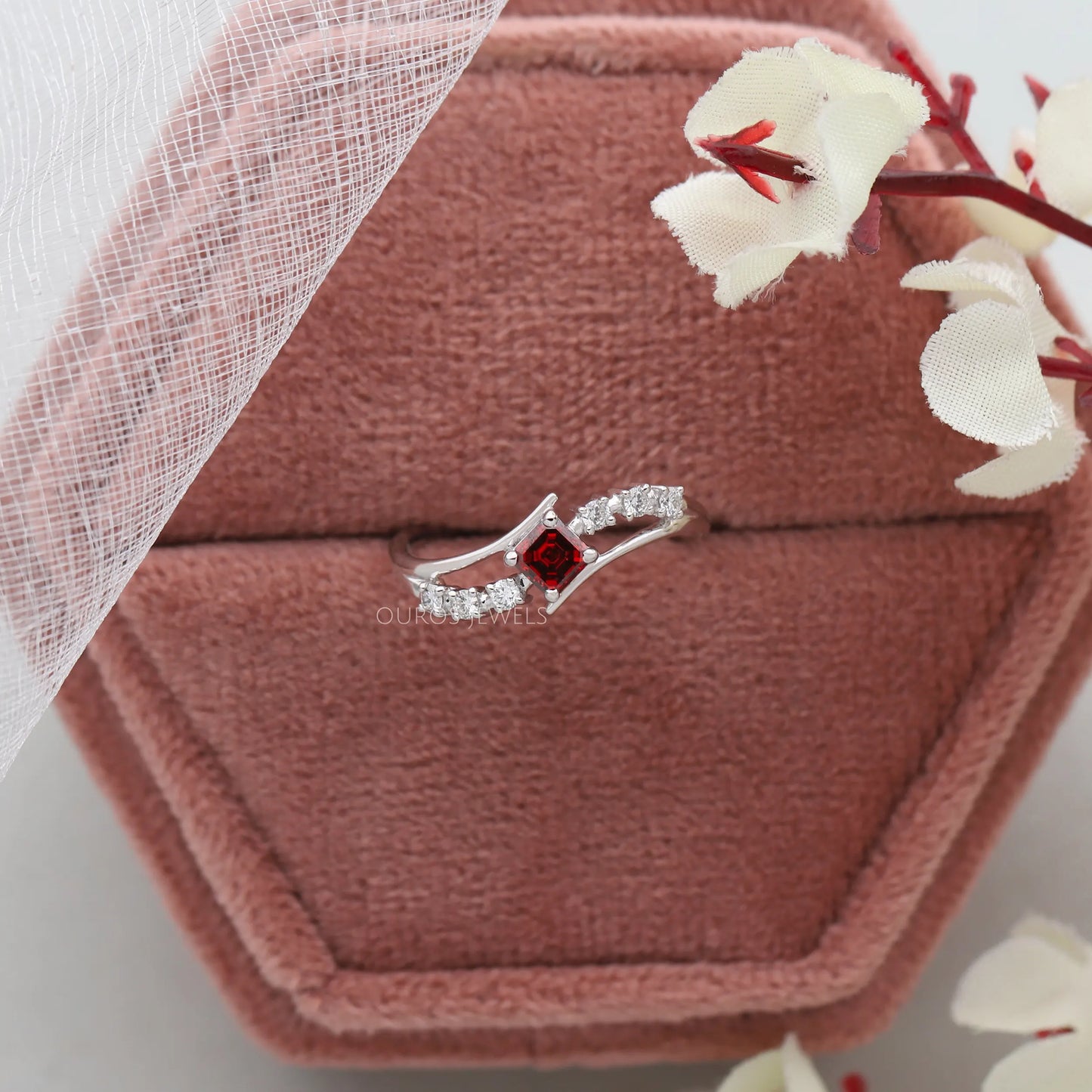 Red Asccher Cut Bypass Set Dainty Ring