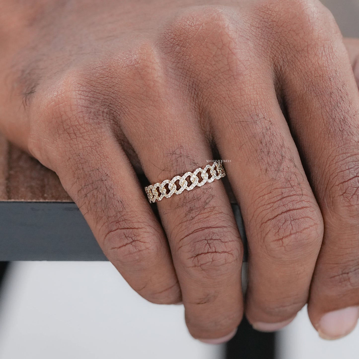 Round Diamond Pave Set Cuban Link Chain Men's Band