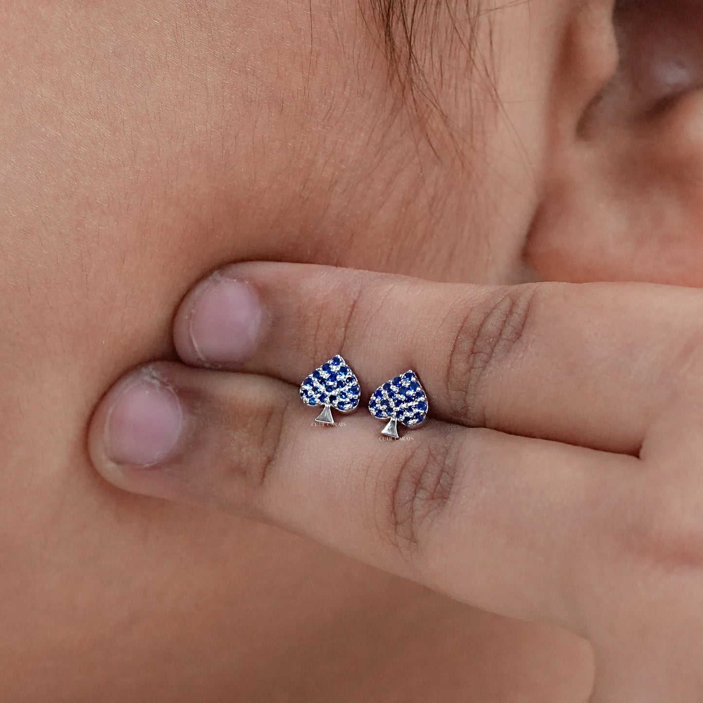 Sapphire Round Spade Suit Stud