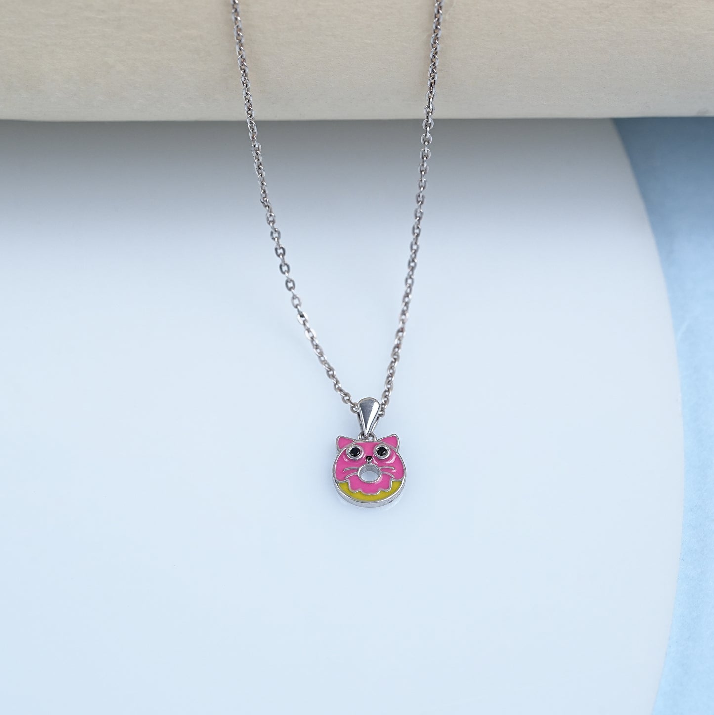 Black Round Diamond Cat Face Shape Pendant