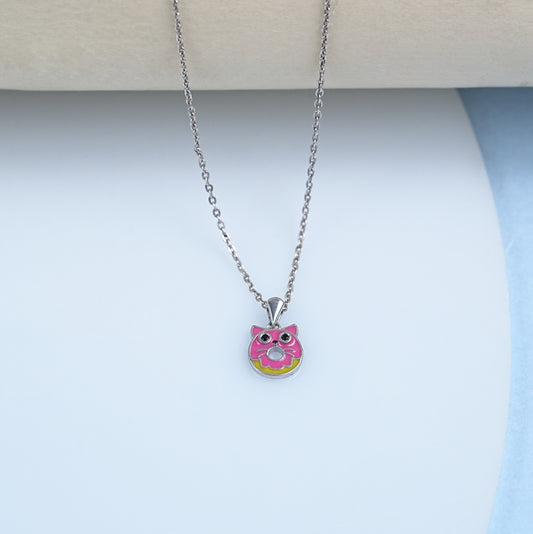 Black Round Diamond Cat Face Shape Pendant