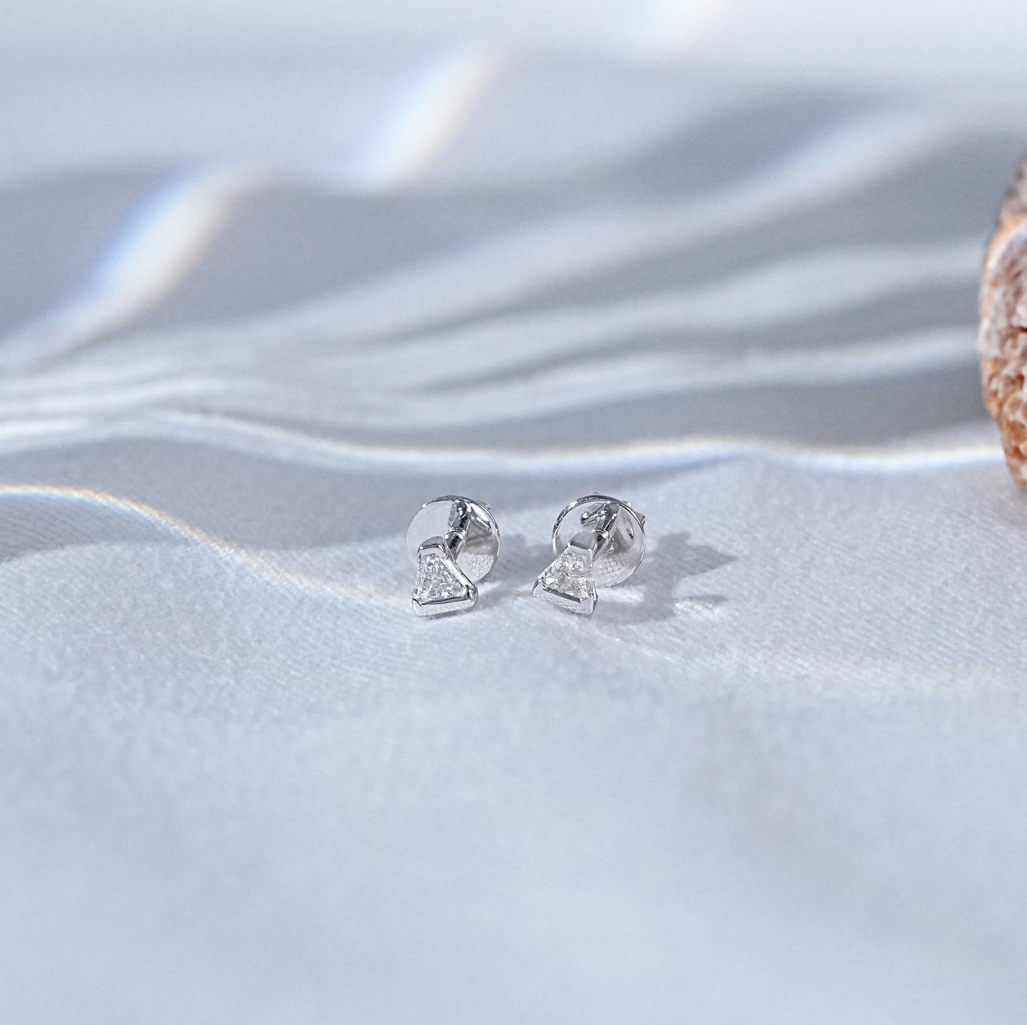 Calf's Head Lab Diamond Solitaire Stud Earrings