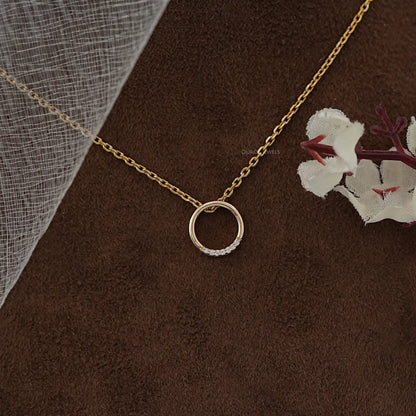 Round Shape Lab Grown Diamond Women Pendant