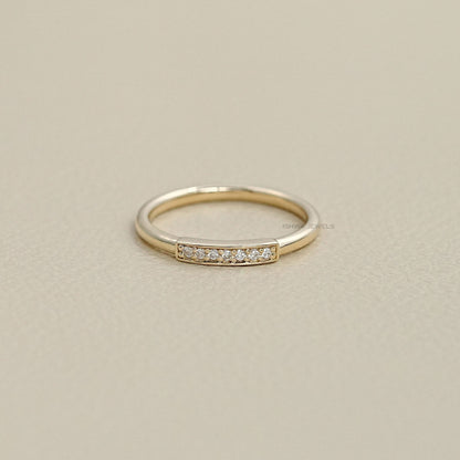 Round Diamond Dainty Ring