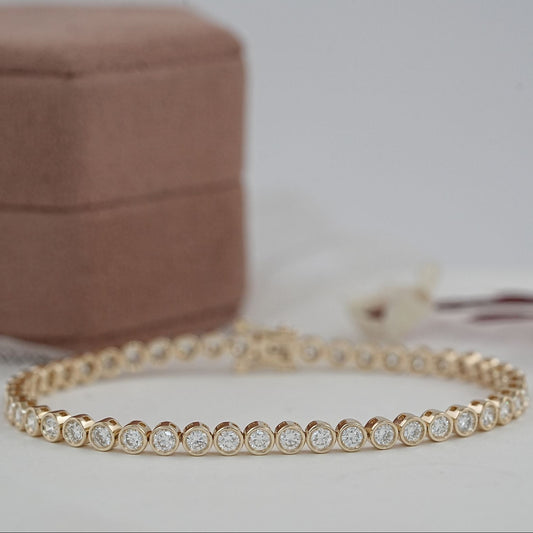 Round Cut Bezel Set Tennis Bracelet