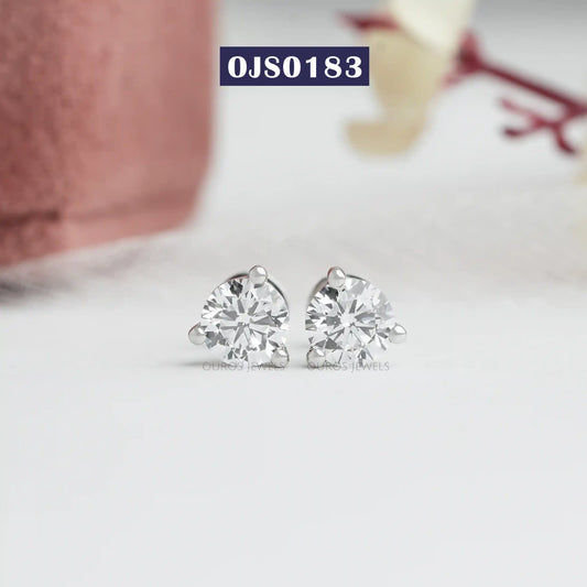 Round Diamond Solitaire Stud Earring