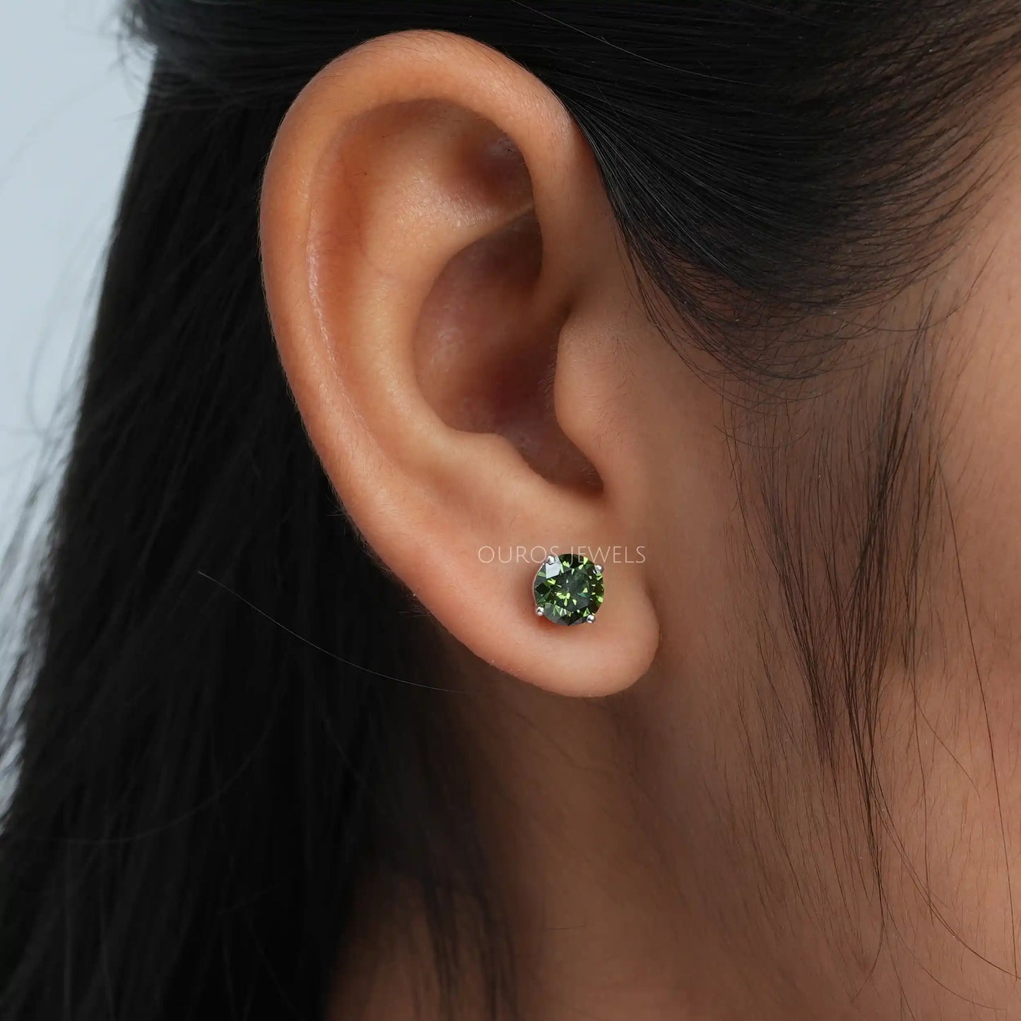 Green Round Cut Stud Earring